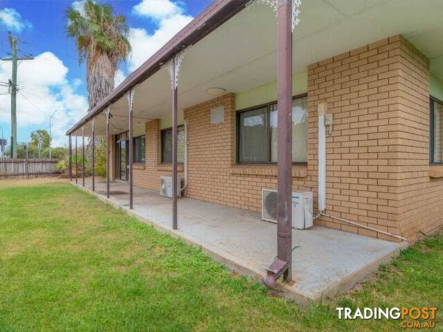 1 Harris Street EMERALD QLD 4720