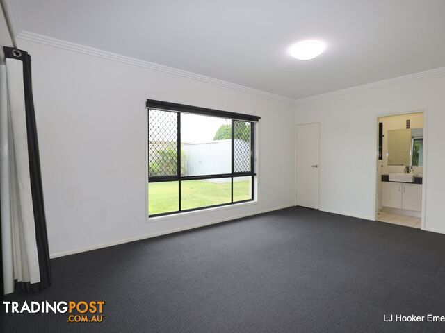 8 Moriarty Street EMERALD QLD 4720