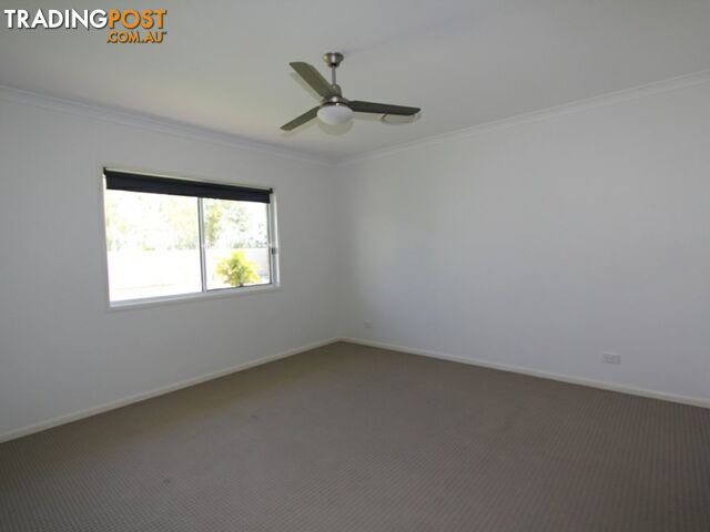 10 Rosehill Road EMERALD QLD 4720