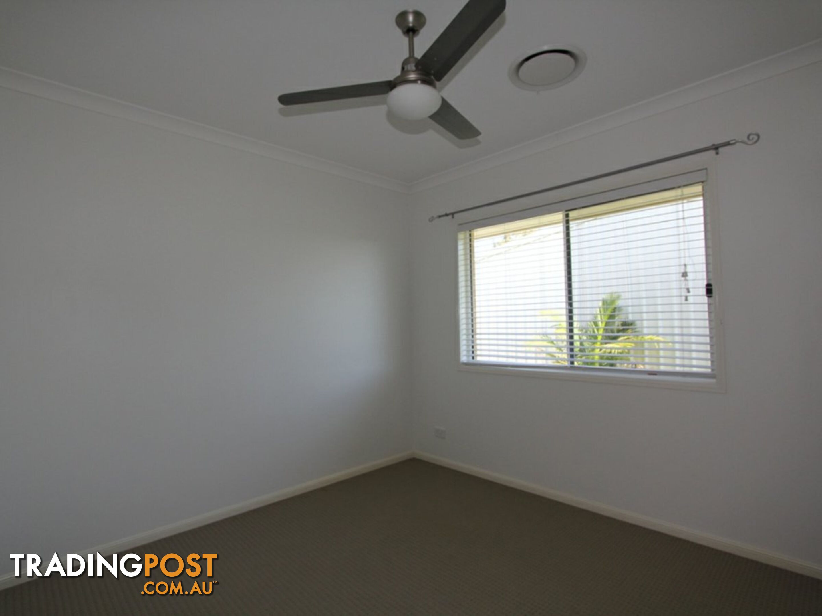 10 Rosehill Road EMERALD QLD 4720