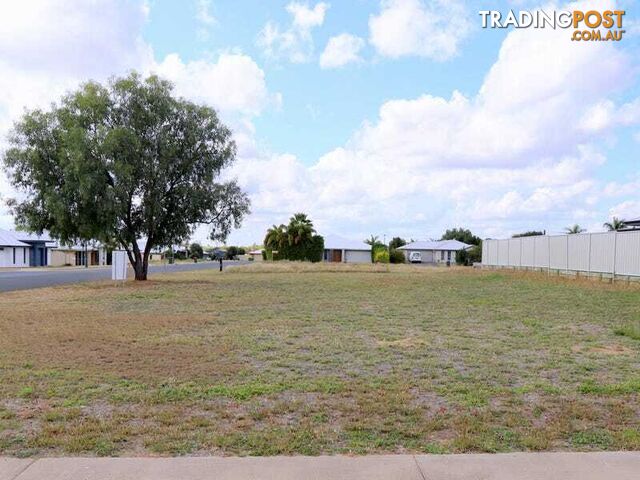 7 Rosehill Road EMERALD QLD 4720