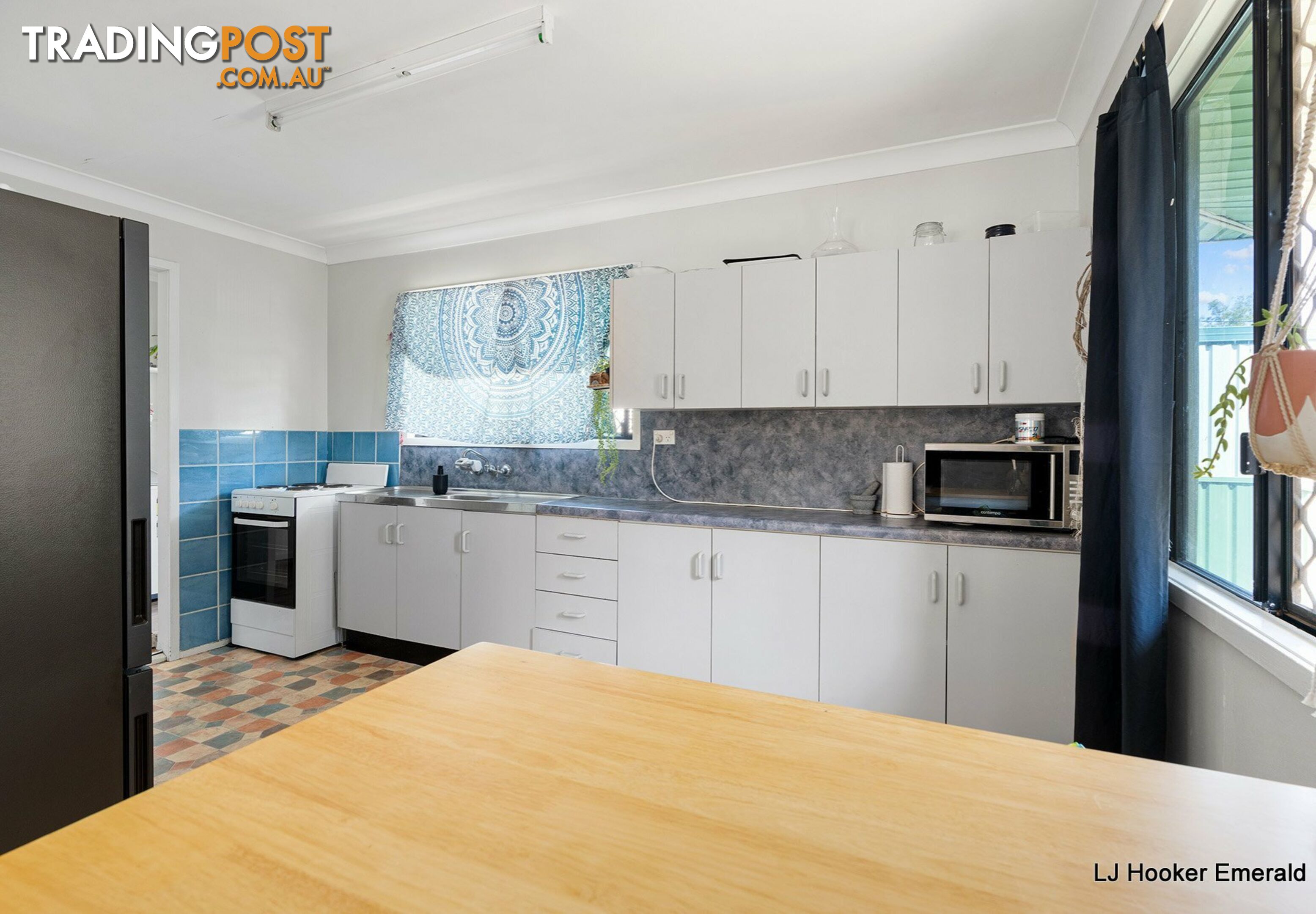 14 Sapphire Ave EMERALD QLD 4720