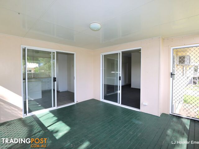 2 Eric Court EMERALD QLD 4720