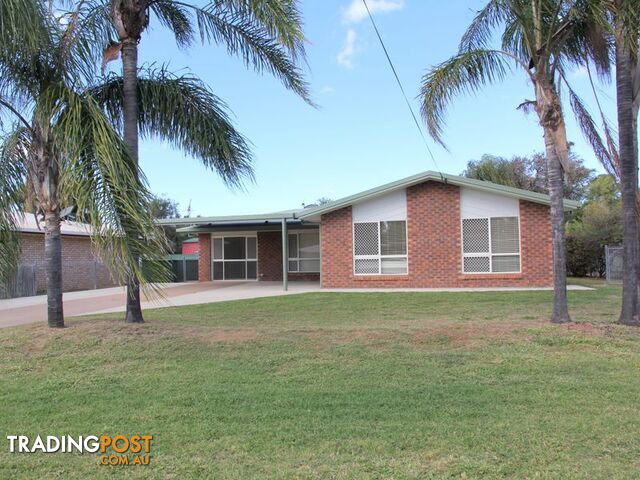 57 Staal Cr EMERALD QLD 4720