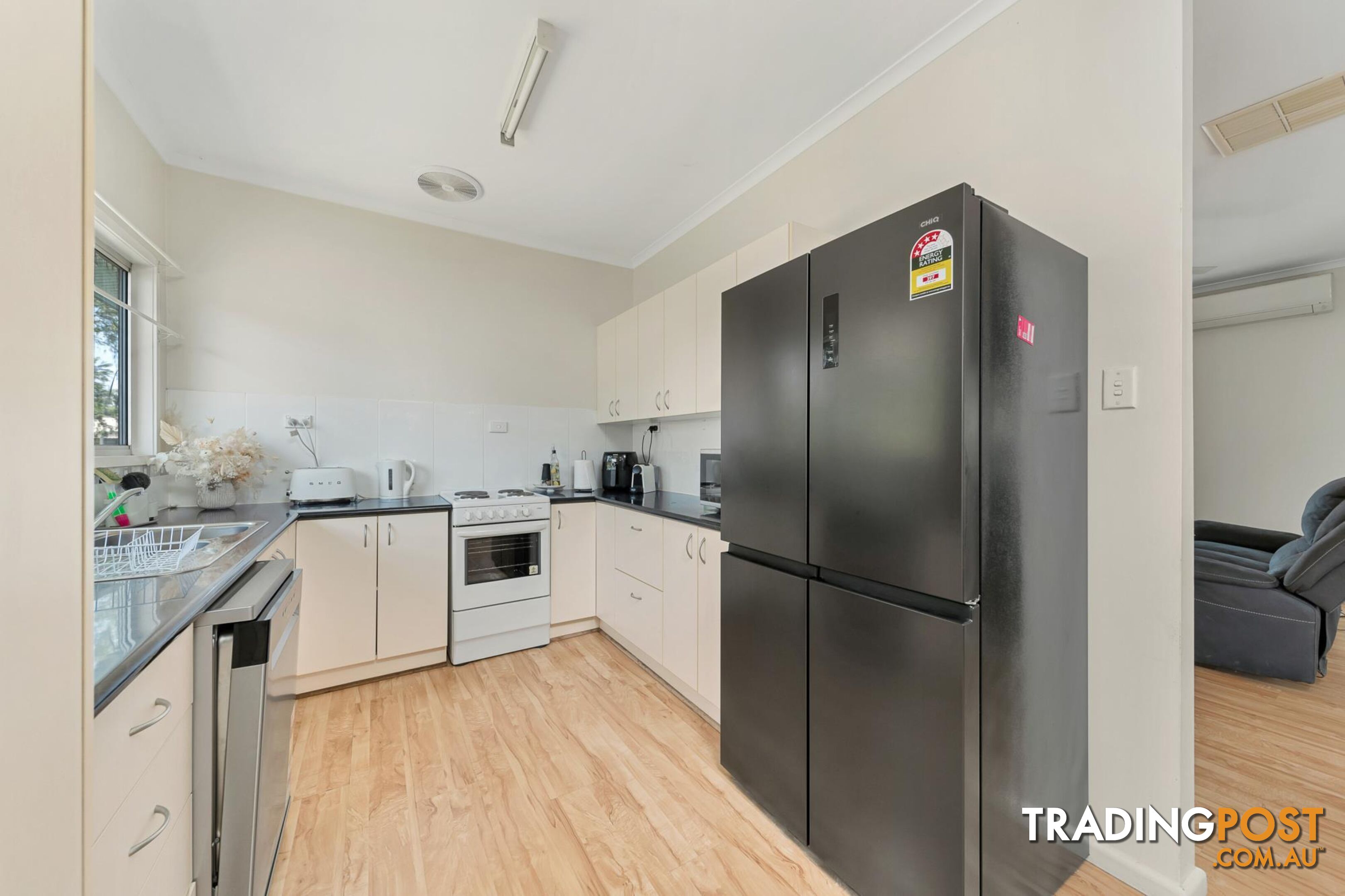 16 Bridgeman Street EMERALD QLD 4720