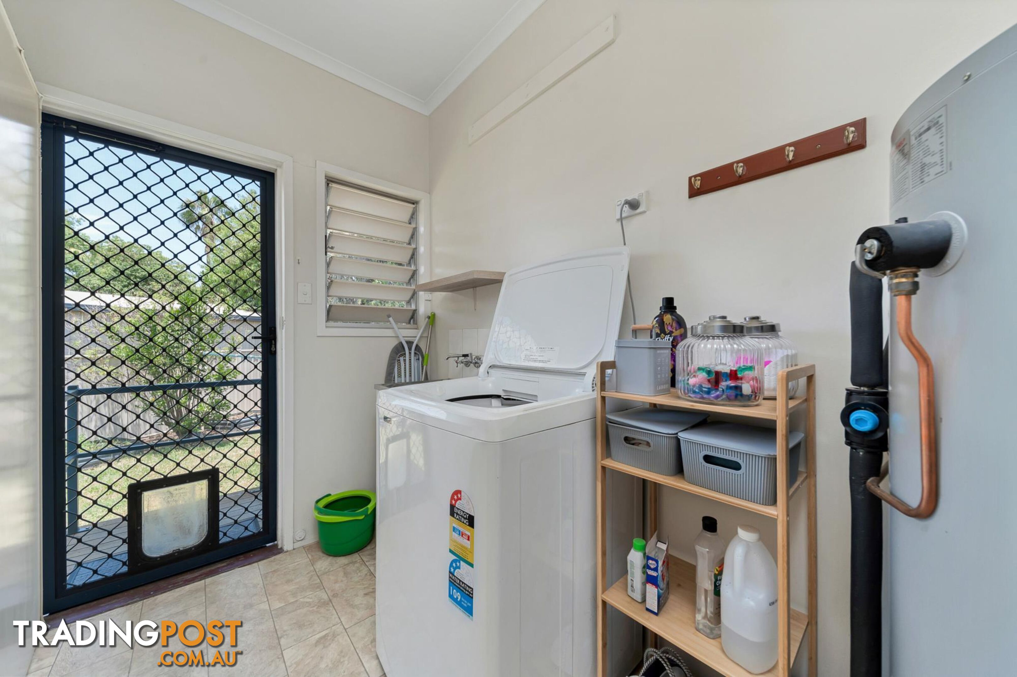 16 Bridgeman Street EMERALD QLD 4720