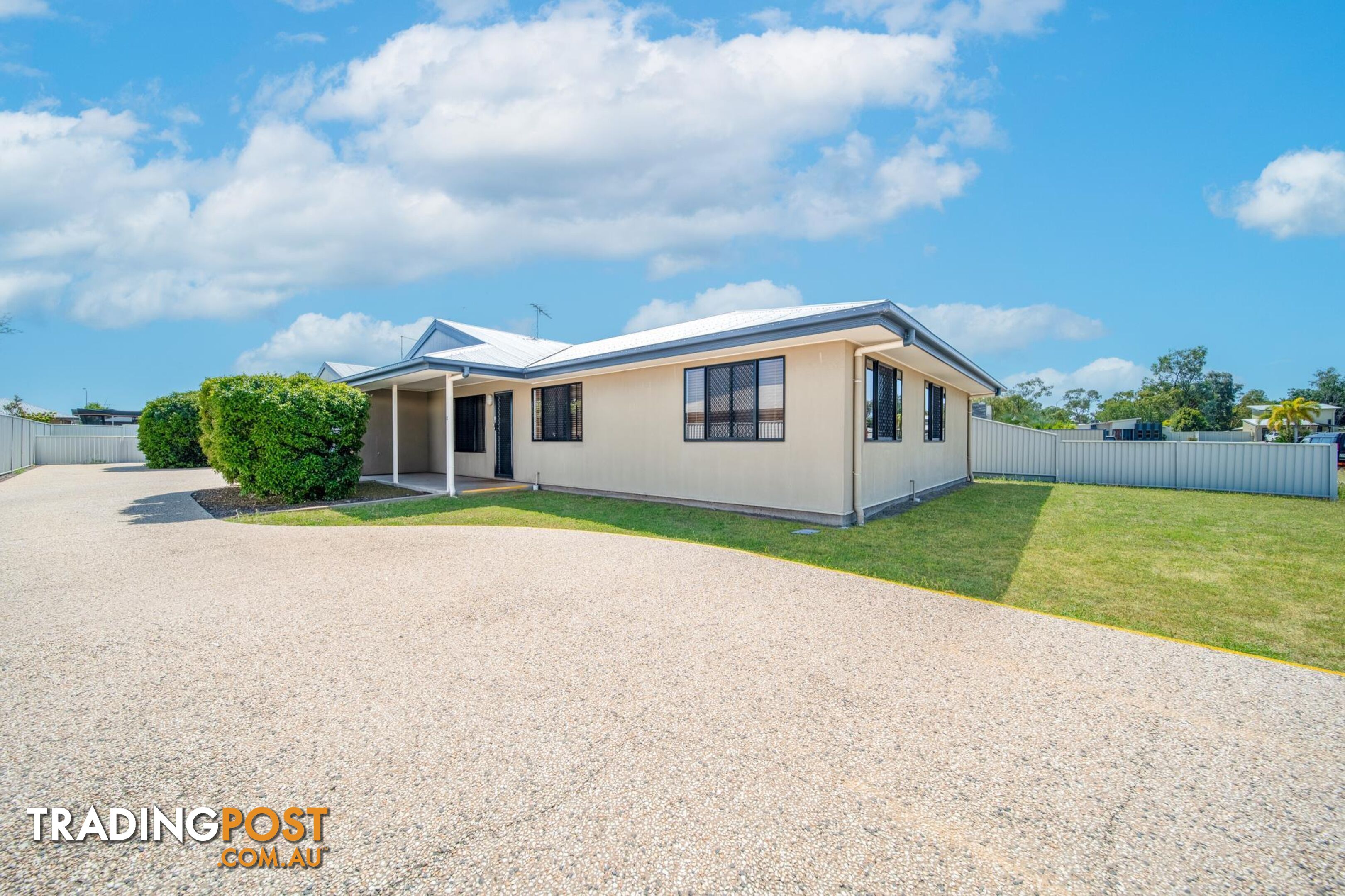 2/23 Desgrand Street EMERALD QLD 4720