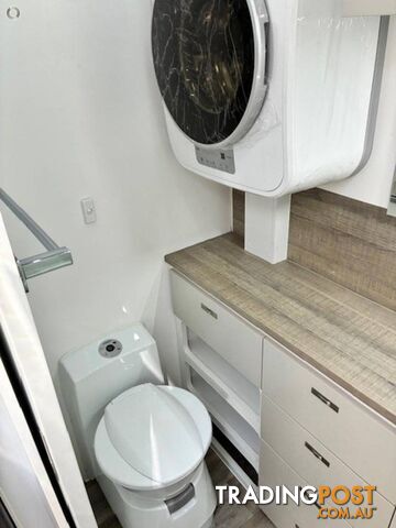 2025 Design Rv 17'4" Odyssey V1 Semi Off Road - photo 4 of 10