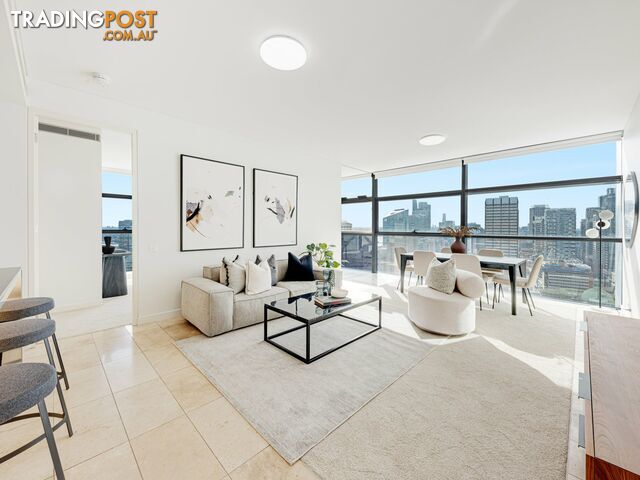 Apartment 4001/101 Bathurst Street SYDNEY NSW 2000 - photo 3 of 9