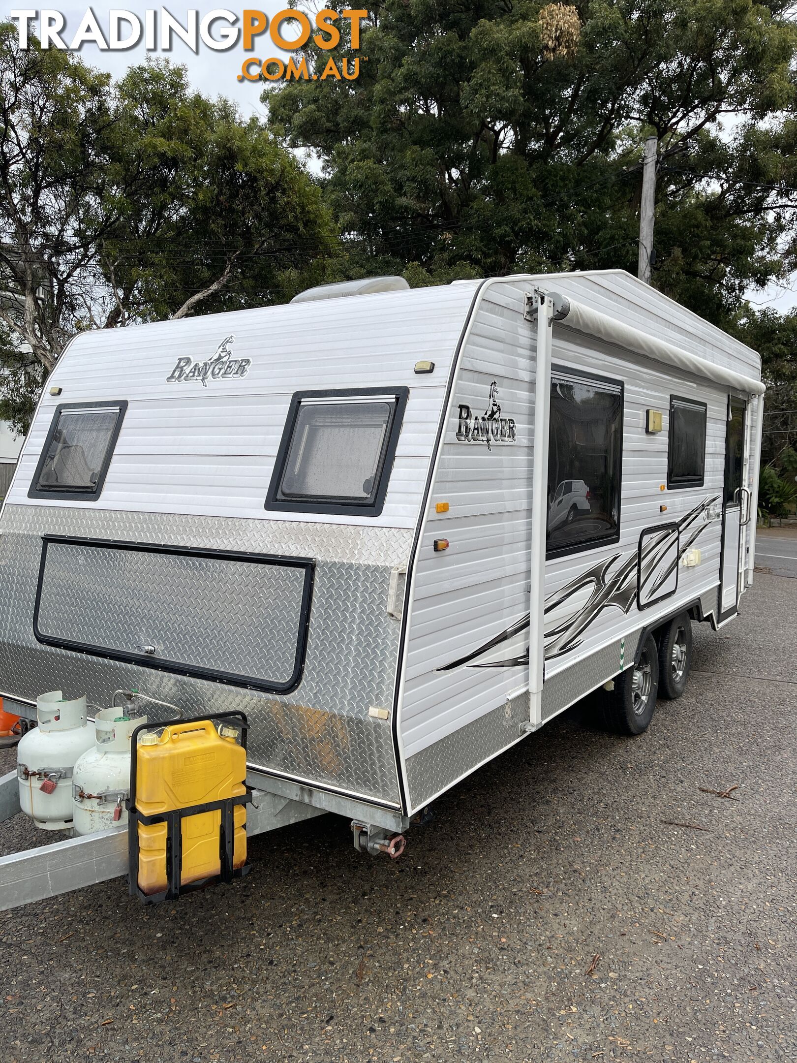 2012 twin single bed Ranger Mallina