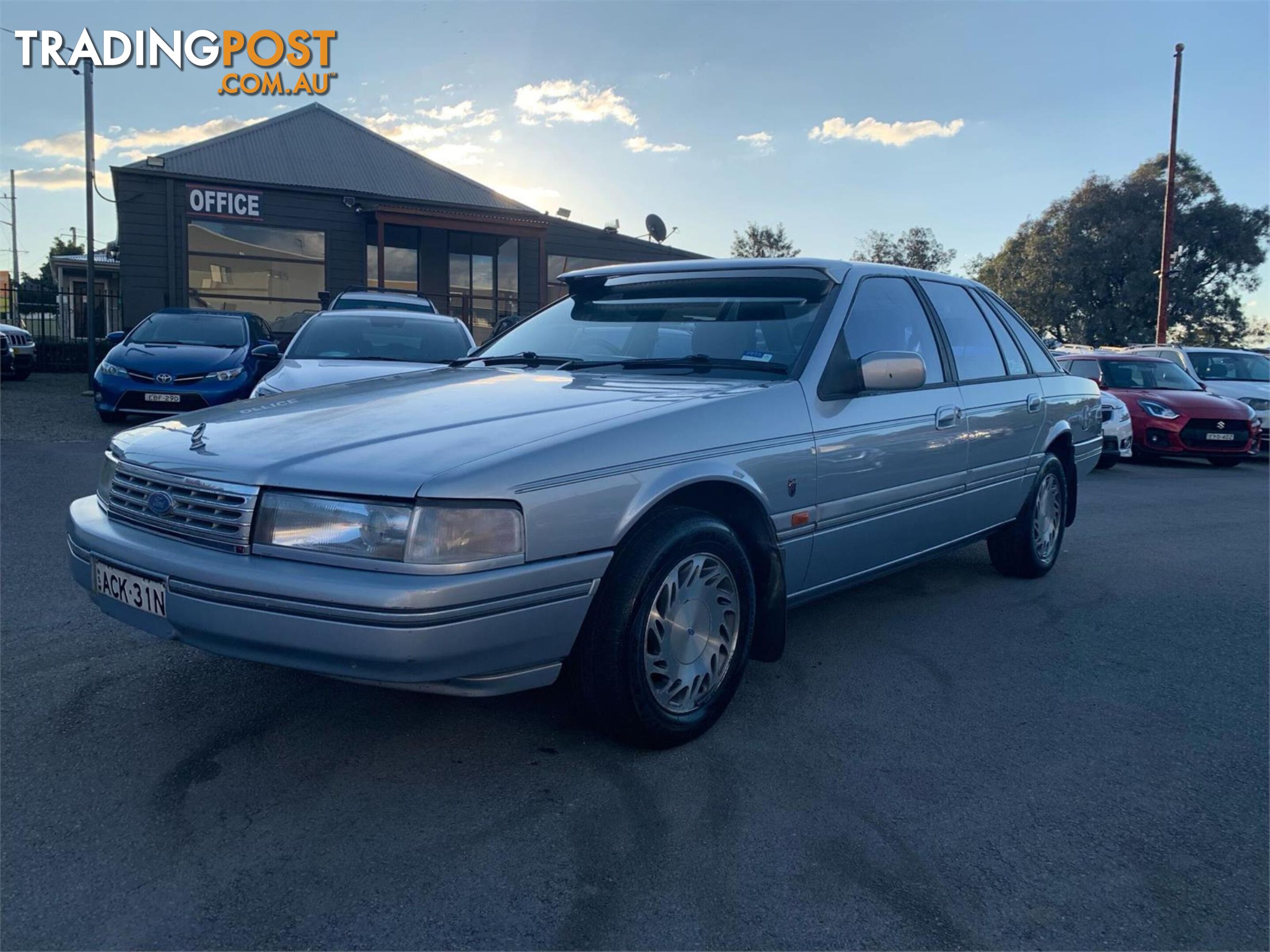 1994 FORD FAIRLANE GHIA NCII 4D SEDAN