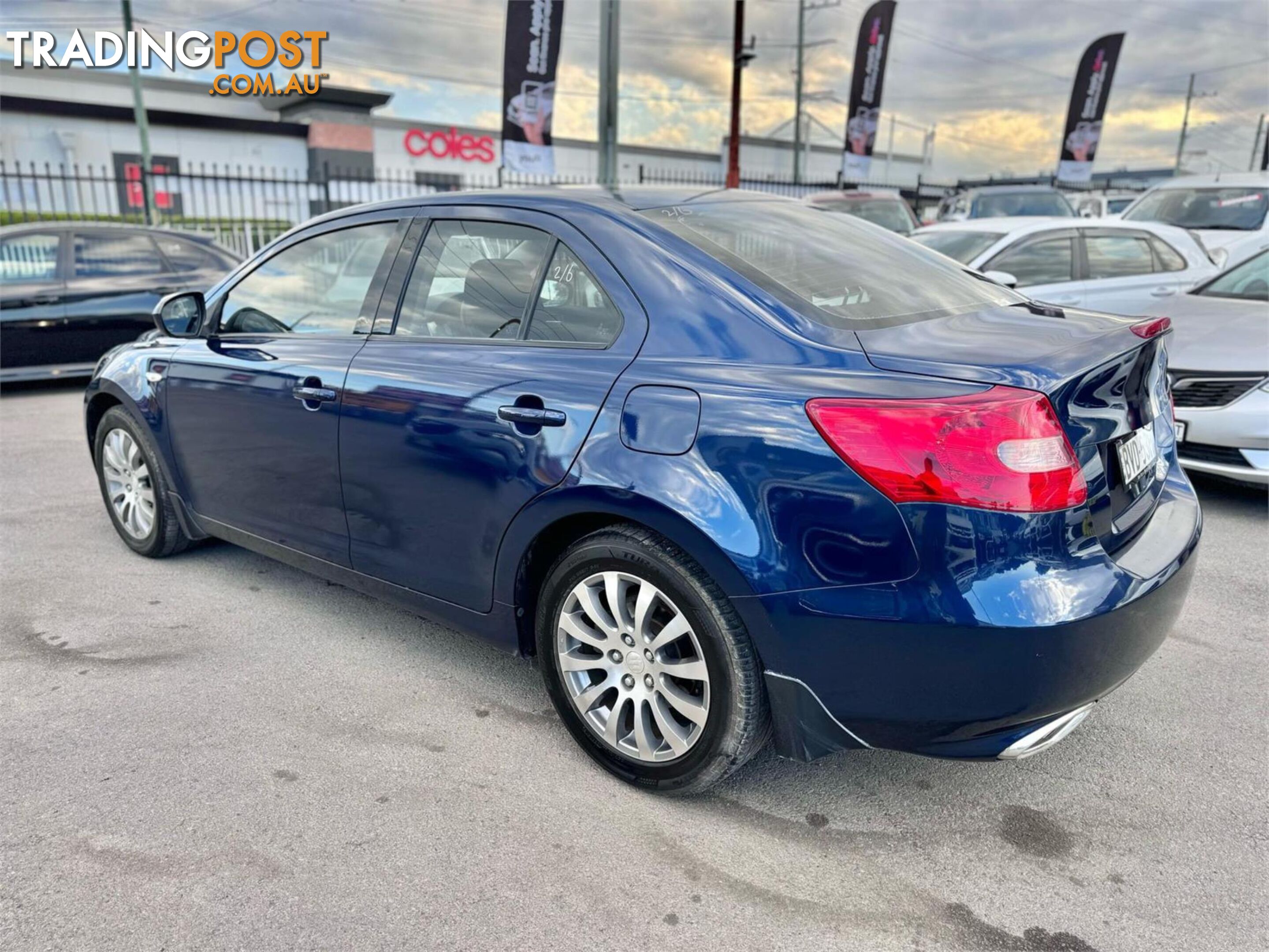 2010 SUZUKI KIZASHI XL FR 4D SEDAN