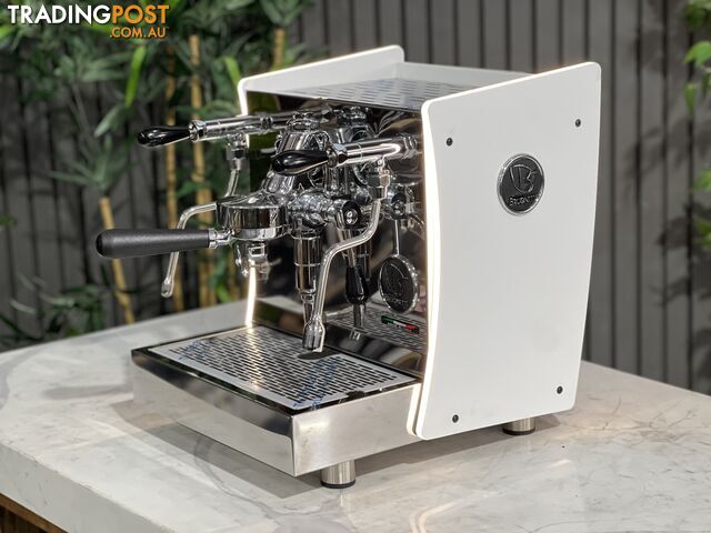 BRUGNETTI GIULIETTA 1 GROUP ESPRESSO COFFEE MACHINE BRAND NEW WHITE & STAINLESS WITH SIDE LIGHTS