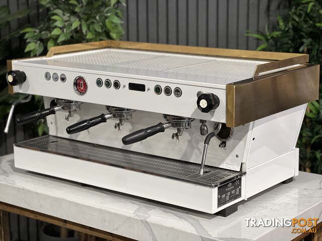 LA MARZOCCO LINEA PB 3 GROUP ESPRESSO COFFEE MACHINE WHITE & GOLD COMMERCIAL CAFE