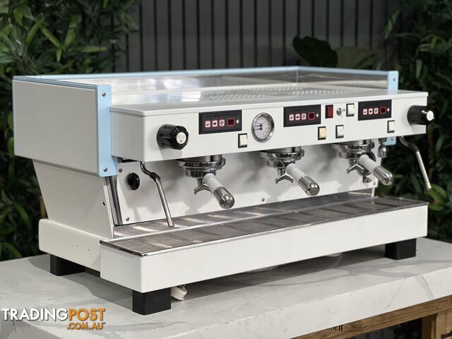 LA  MARZOCCO LINEA CLASSIC 3 GROUP WHITE &amp; LIGHT BLUE w. PESADO HANDLES ESPRESSO COFFEE MACHINE