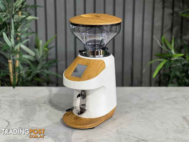 QUAMAR NEMO-Q ELECTRONIC ESPRESSO COFFEE GRINDER WHITE AND TIMBER NEW