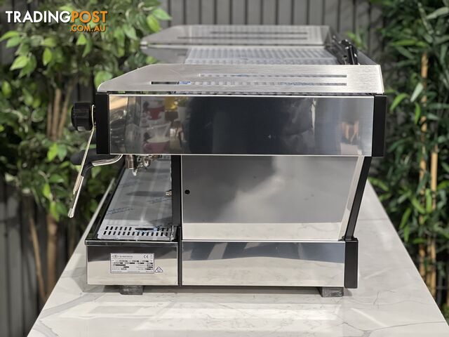 LA MARZOCCO LINEA PB 3 GROUP BRAND NEW STAINLESS ESPRESSO COFFEE MACHINE CAFE COMMERCIAL BARISTA