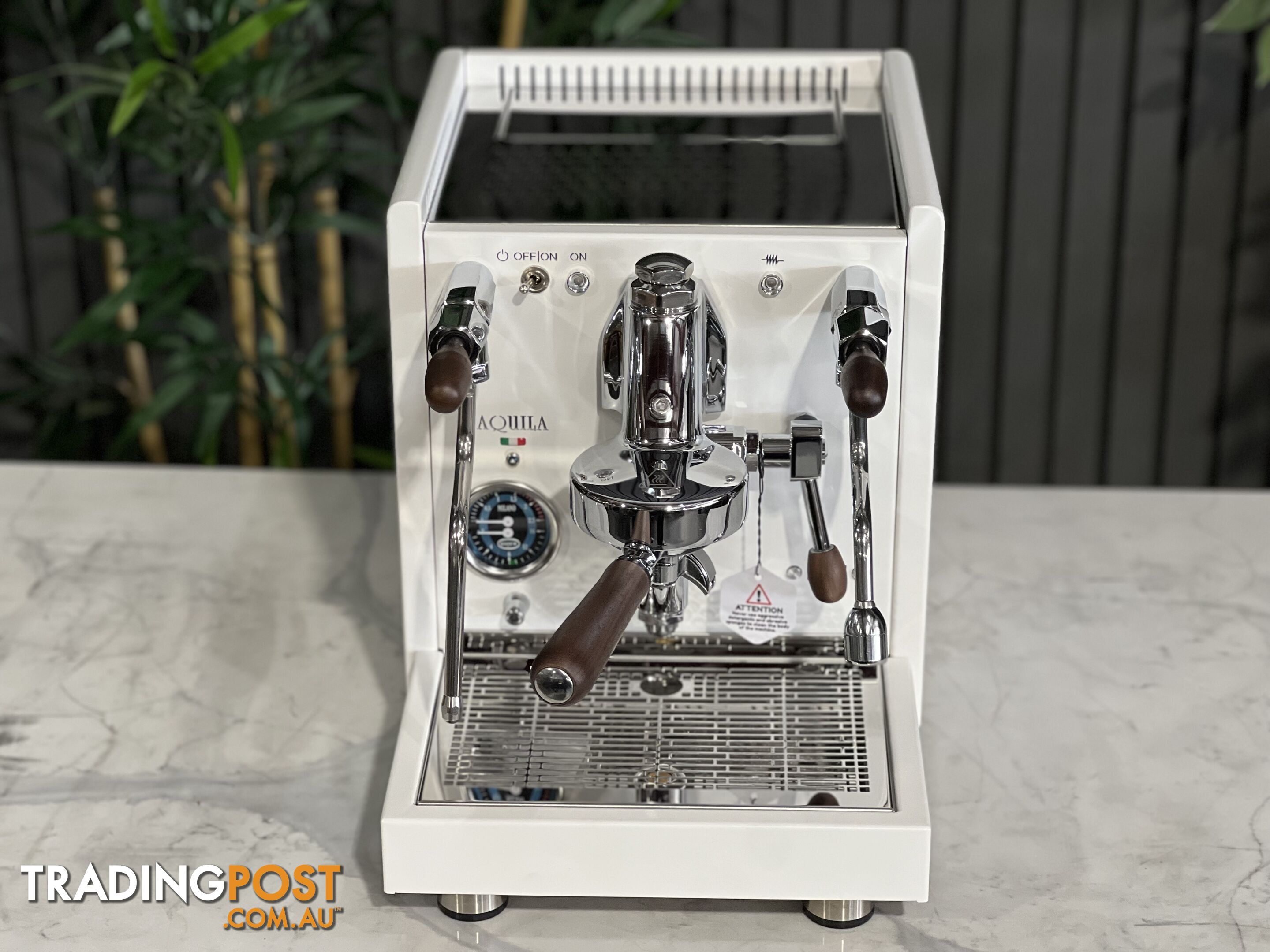 QUICK MILL AQUILA 1 GROUP BRAND NEW WHITE AND TIMBER ESPRESSO COFFEE MACHINE
