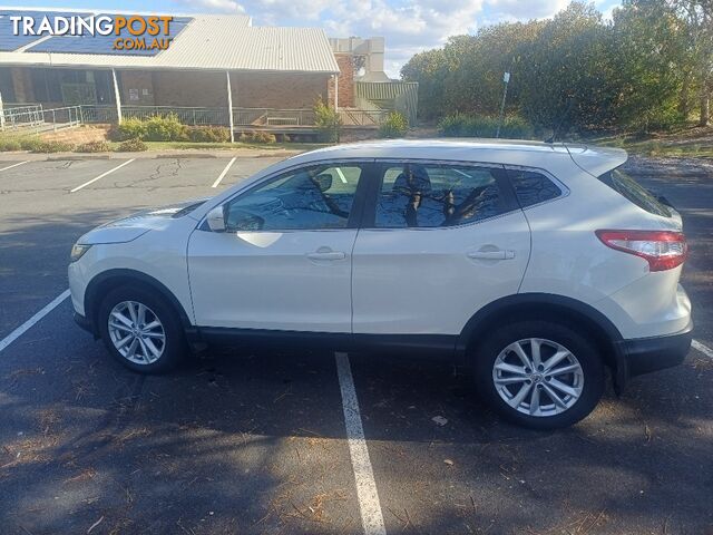 2015 NISSAN QASHQAI ST J11 WAGON - photo 5 of 13