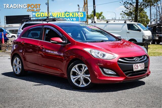 2013 HYUNDAI I30 PREMIUM  HATCHBACK