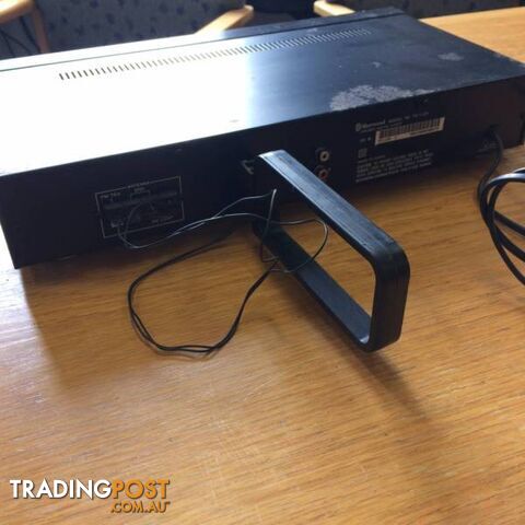 Sherwood AM / FM Stereo Tuner Synthesizer TD-1120 - photo 2 of 2