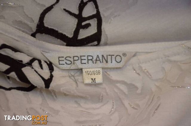 Esperanto white floral pattern skirt - photo 2 of 2