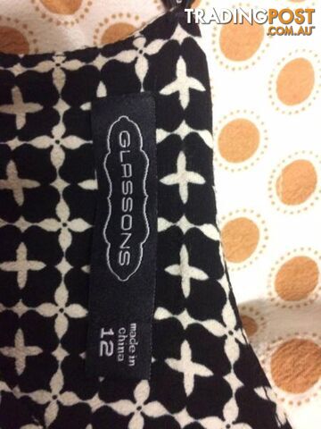 Glassons Women's Blouse - photo 3 of 3