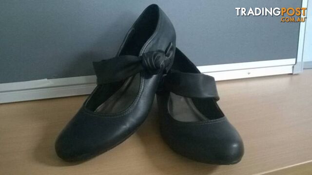 Wilde Ladies Shoes (Black)