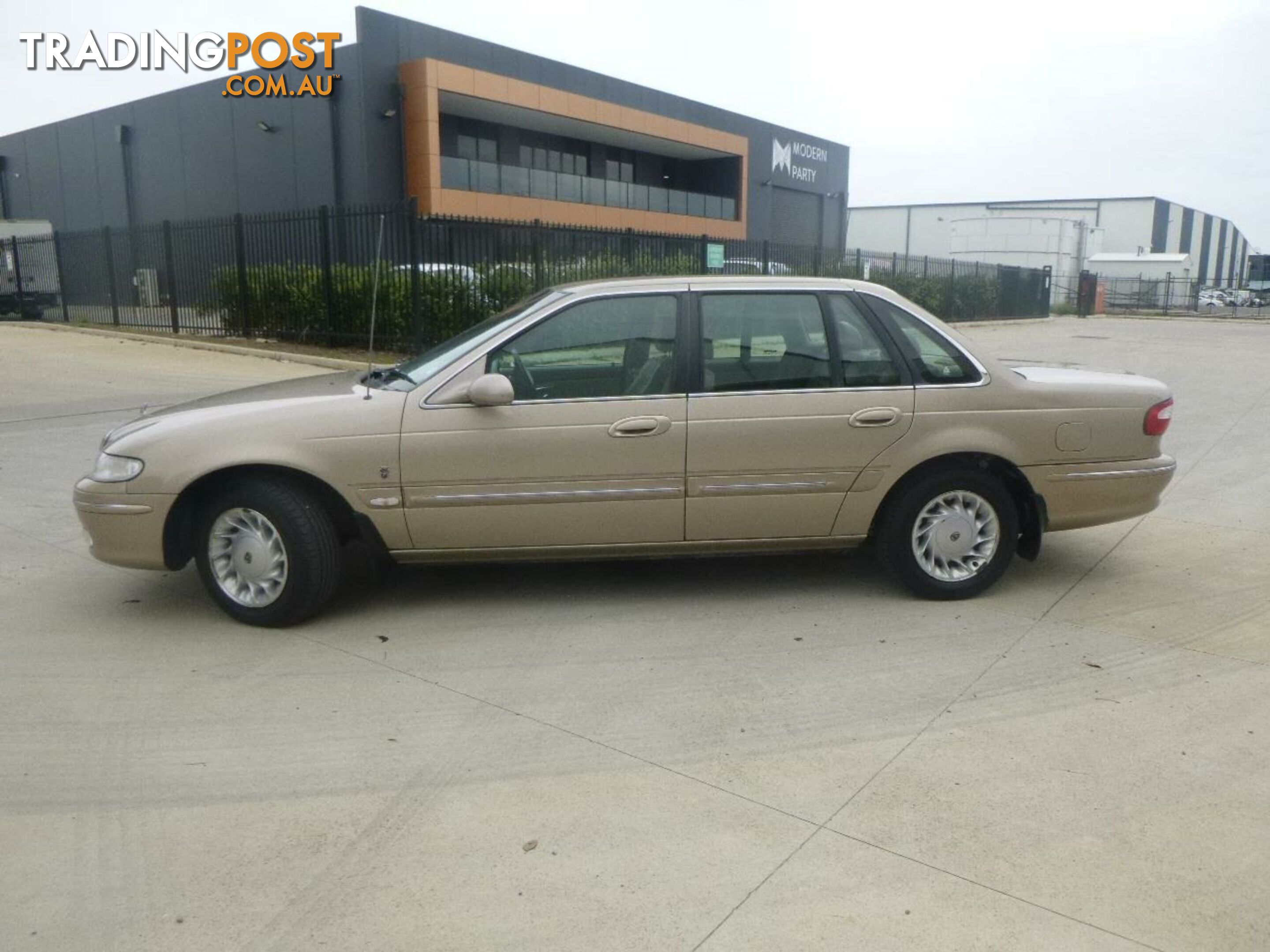 1998 FORD FAIRLANE GHIA NL SEDAN