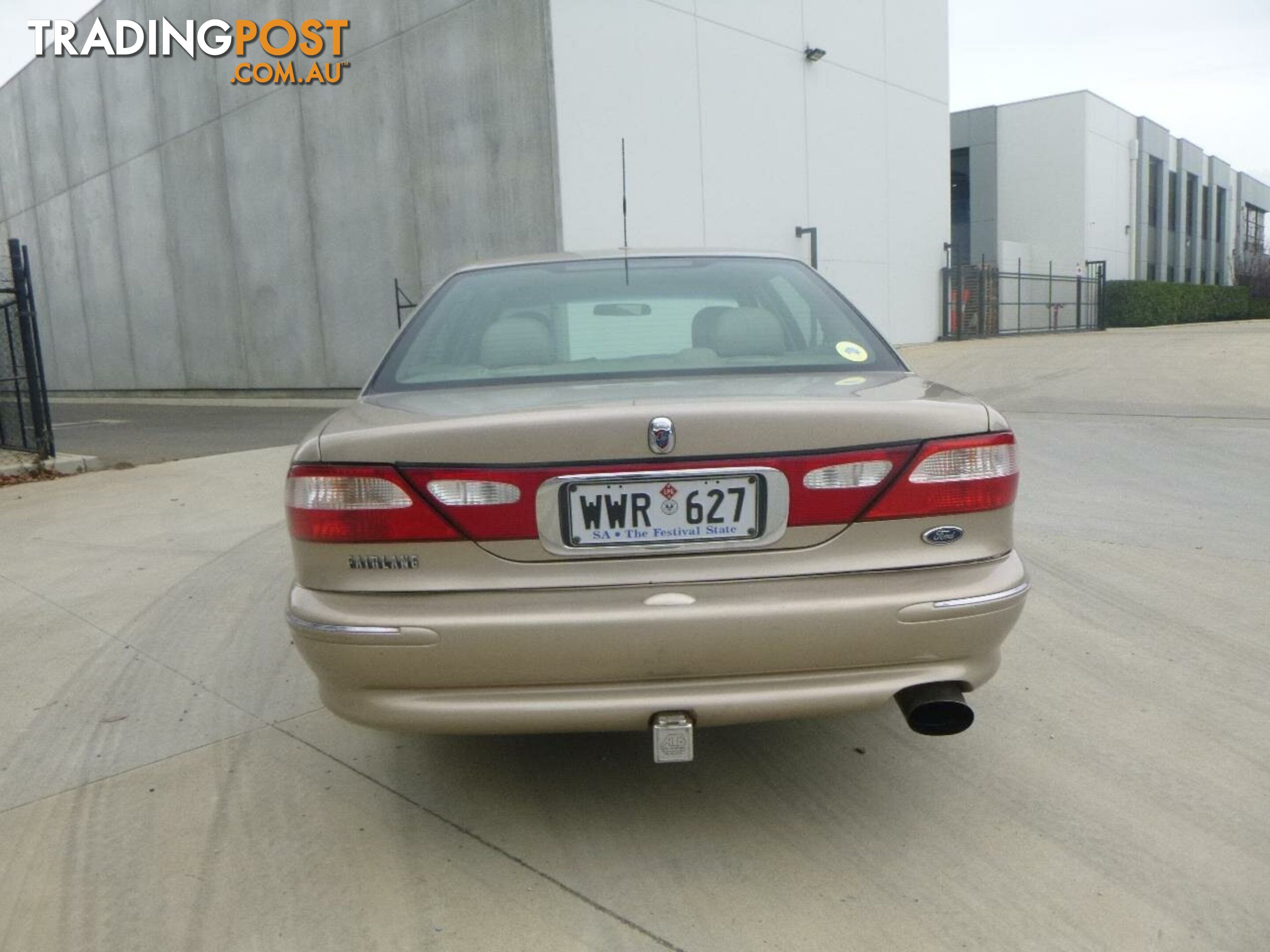 1998 FORD FAIRLANE GHIA NL SEDAN