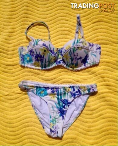 O'Neill Bikini Brand New