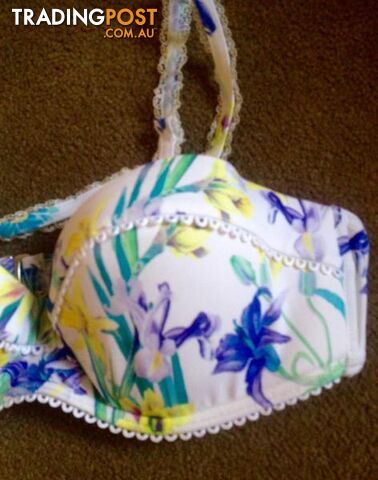 O'Neill Bikini Brand New