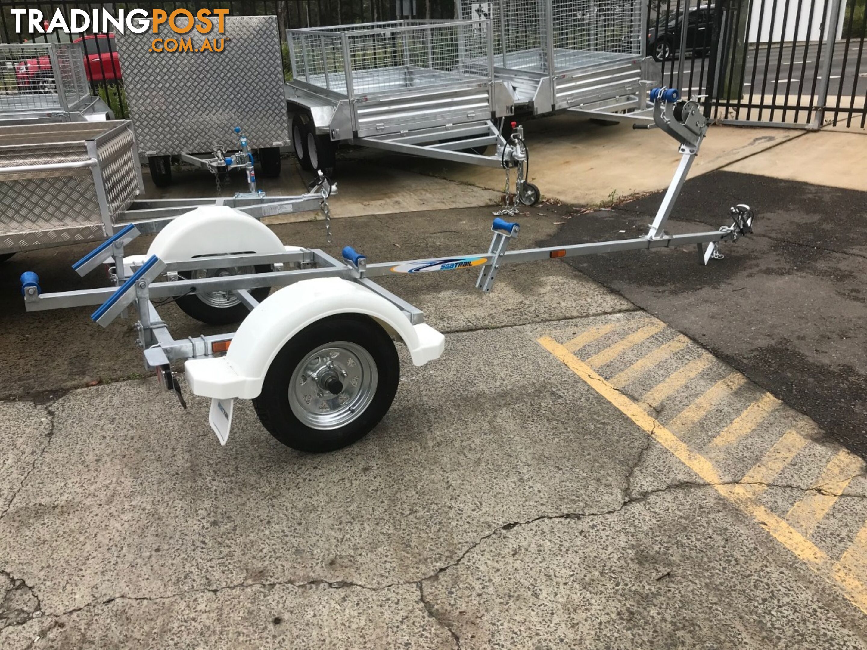 GAL BOAT TRAILER SUITS UP TO 4.0 mt ALUMINIUM HULL TARE 110 kg ATM 500 kg 