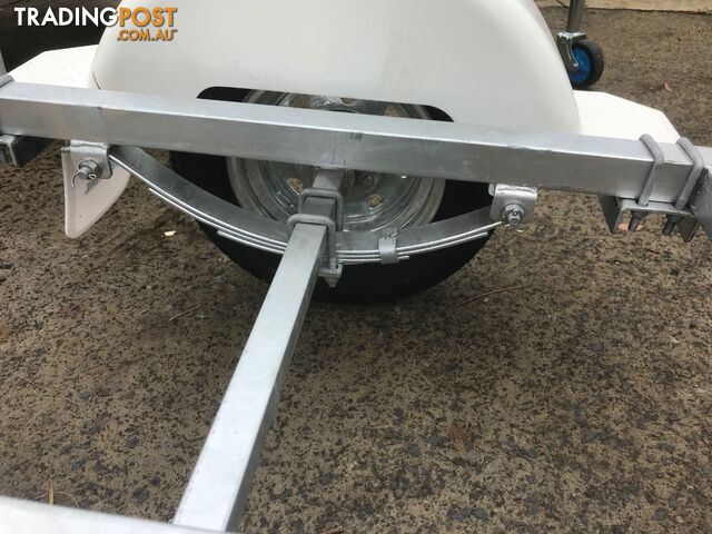 GAL BOAT TRAILER SUITS UP TO 4.0 mt ALUMINIUM HULL TARE 110 kg ATM 500 kg 