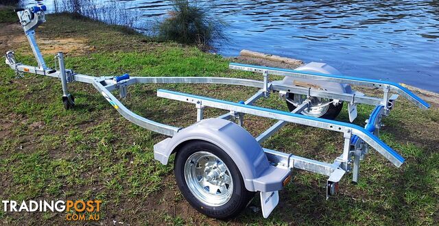 GAL BOAT TRAILER TO SUIT UP TO 5.0 mt ALUMINIUM HULL TARE 220 kg ATM 749 kg