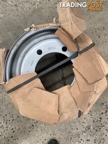 IVECO DAILY RIM WHEEL STEEL 65C 70C 500307777 5802994004 - photo 3 of 3