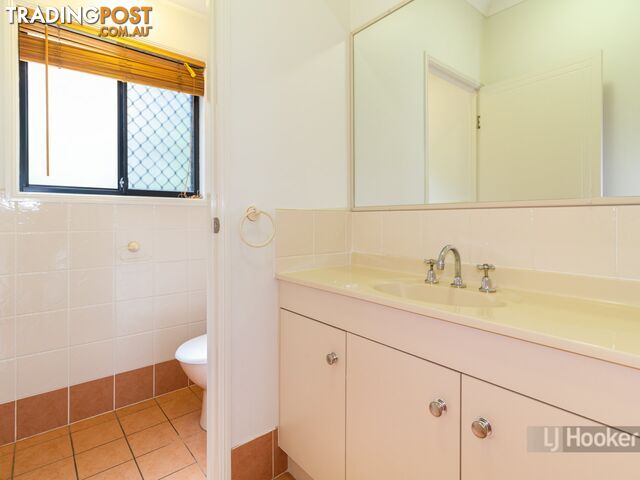 7 Windsor Place FOREST LAKE QLD 4078