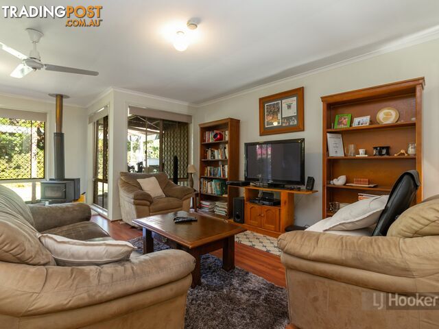 8 Baxter Crescent FOREST LAKE QLD 4078