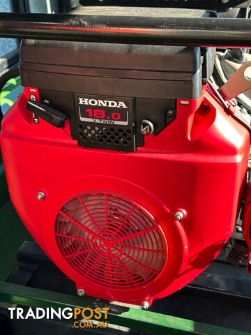 GENERATOR HONDA 18HP 9KVA VERY LITTLE USE  WITH 6X4 BOX TRAILER