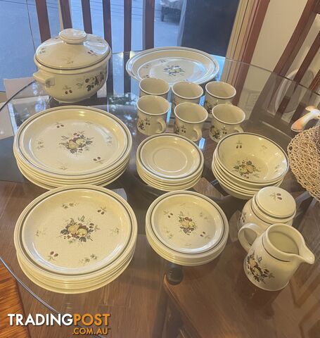 Genuine Royal Doulton Cornwall LS1015 - 34pc Set