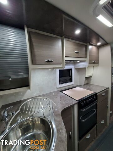 Jurgens Tooradin J2603 - Excellent Condition, everything you need just hook it on and go. - photo 5 of 14