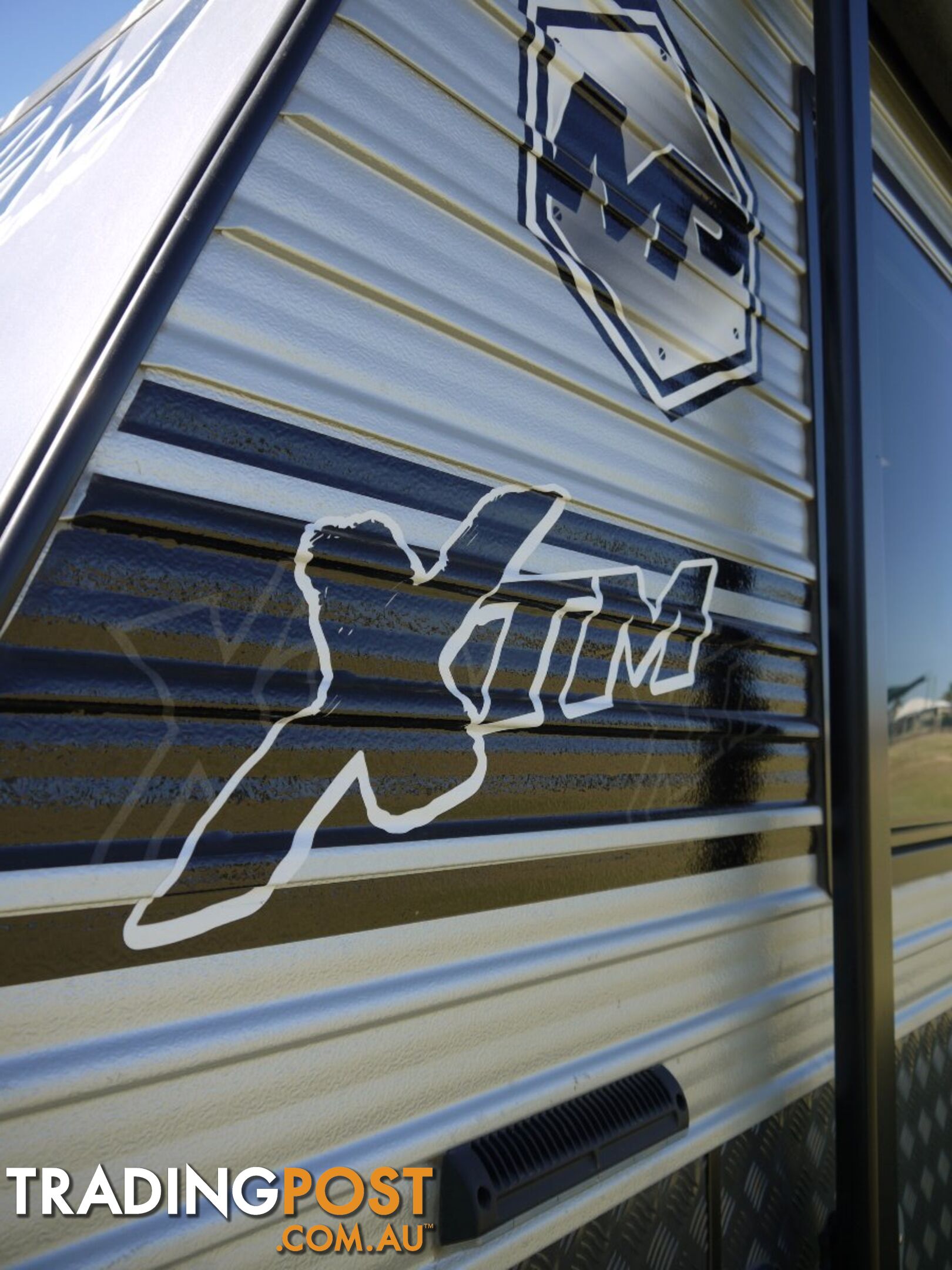 HUGE SAVINGS!!!!!  2018 Masterpiece XTM 17ft 10in Off-Road Single Axle Caravan. 