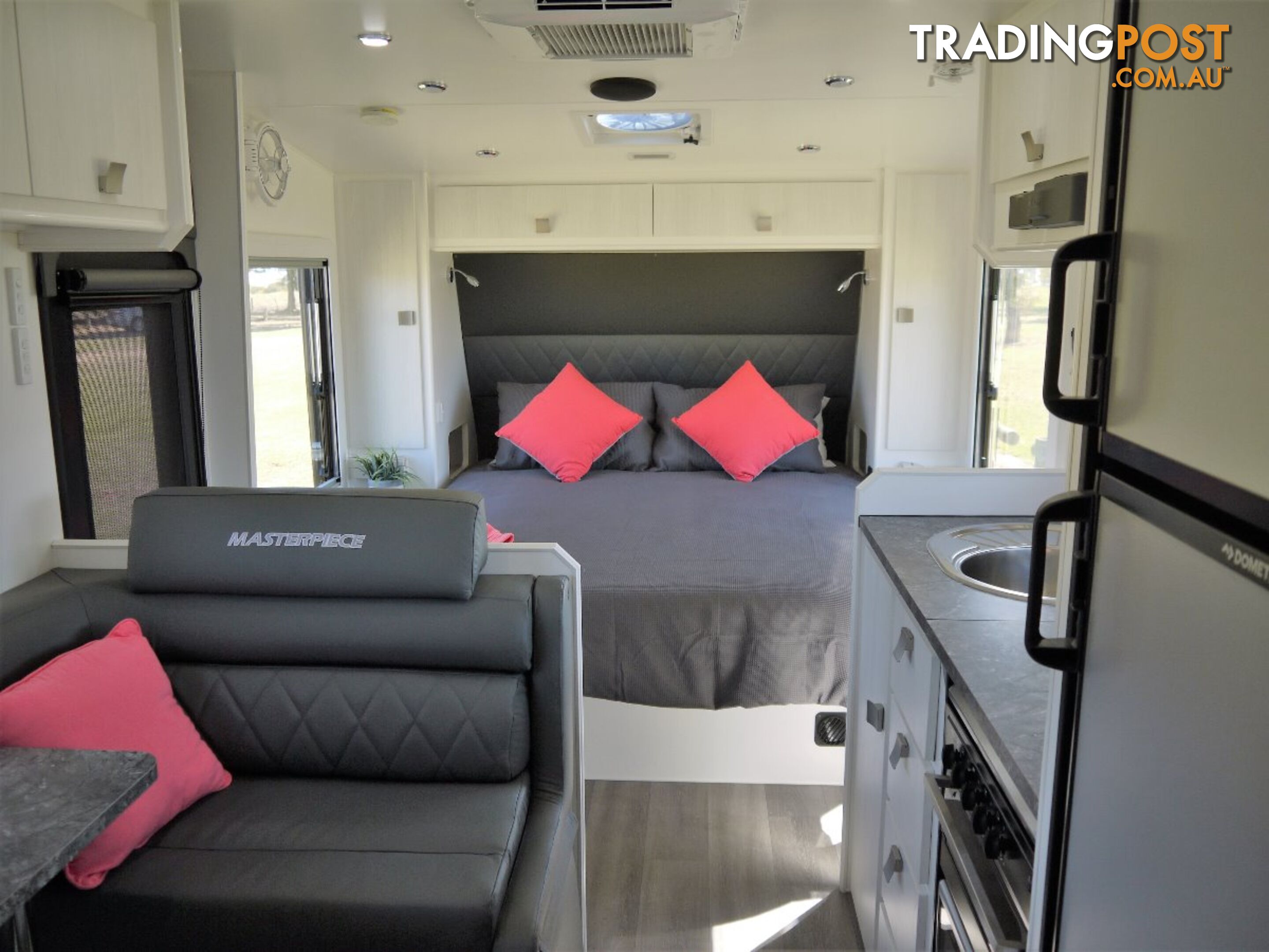 HUGE SAVINGS!!!!!  2018 Masterpiece XTM 17ft 10in Off-Road Single Axle Caravan. 