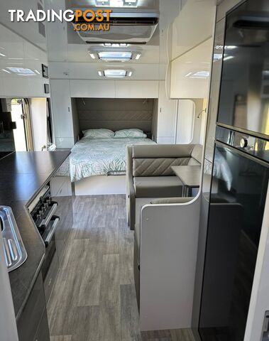 2024 Red Centre Newell + 21' TYPE C - Available for immediate delivery! - photo 2 of 40