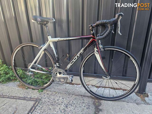 Scott CR1 size MED Carbon Road bike with spare wheel (free)