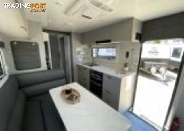 2023 DONWAY EMERSON 22' CD DOUBLE BUNK CARAVAN