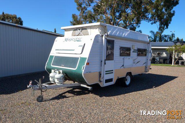 2004 MAJESTIC GOLD TOURER