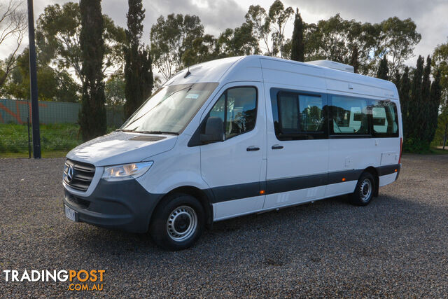 2021 KEA NOMAD M700 MERCEDES 3 BERTH