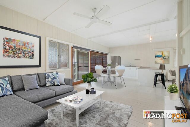 6 Wolsey Street SANDGATE QLD 4017