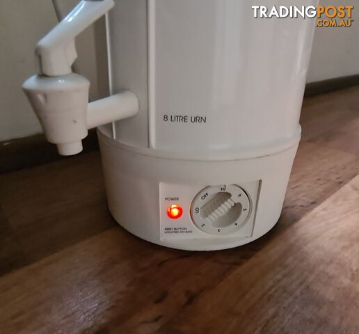 Kambrook Hot Water Urn 8 litre